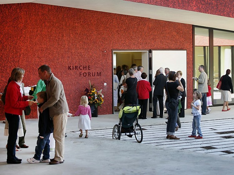 Kirchgemeinden und Pfarreien Kirchgemeinden und Pfarreien