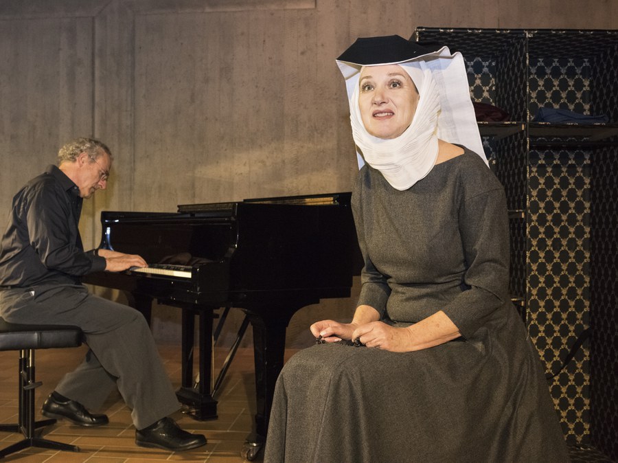 "Himmel gegessen" - Theaterstück mit Texten von Silja Walter