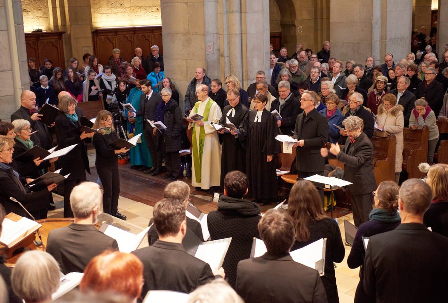 Die Ökumene war für den früheren Generalvikar grundlegend. Hier bei einem Gottesdienst im Grossmünster. Foto: zVg