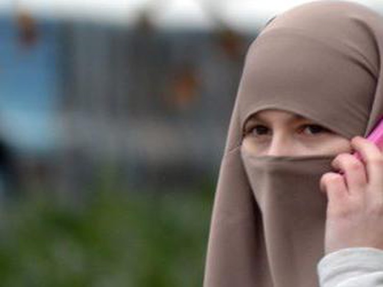 «Die Burka-Debatte lenkt nur ab von echten Problemen!»