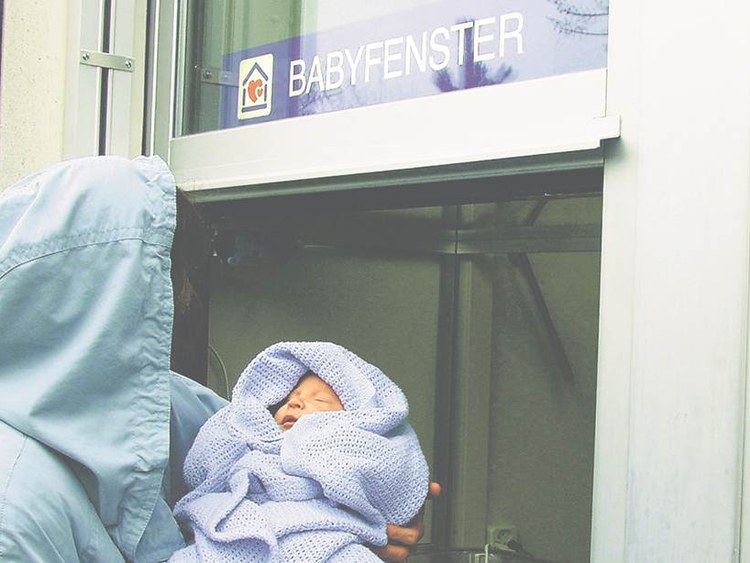 Das Babyfenster im Spital Einsiedeln