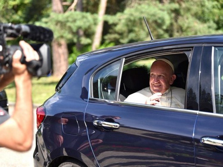 So war es gestern in Genf: Der Papst kam zu Besuch