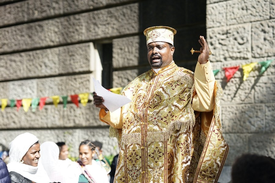 Qomos Aba Haylegiorgis, das Oberhaupt der äthiopisch-orthodoxen Kirchen in der Schweiz.