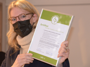 Freudig kräht der Grüne Güggel