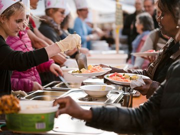 Erstes Foodsave-Bankett in Zürich