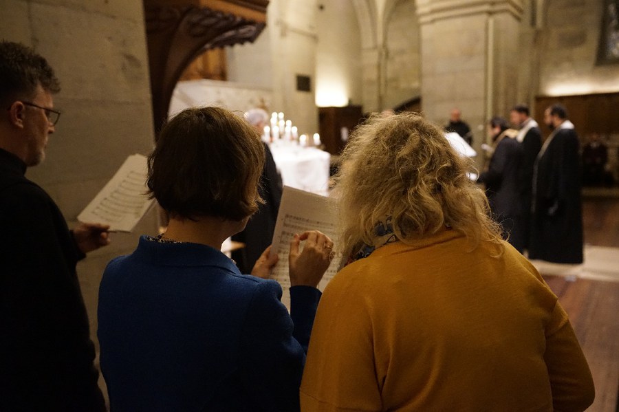 Perspektive auf das Gebet aus Sicht des Chors. Foto: Simon Spengler