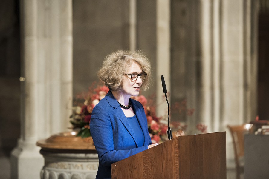 Corine Mauch, erste Stadtpräsidentin Zürichs, beim Grusswort in der Fraumünsterkirche