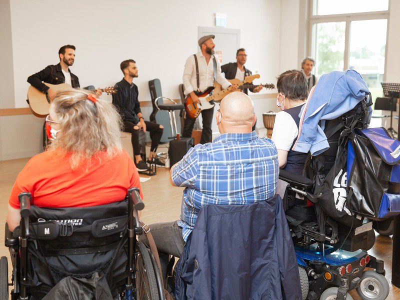 Mundart-Popsongs sprechen alle an.jpg