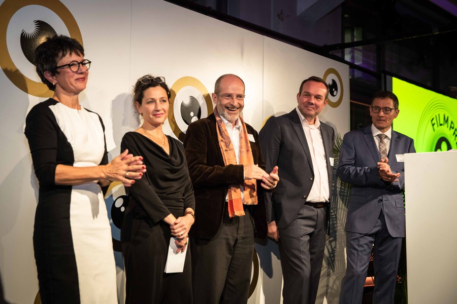 Jury des ökumenischen Filmpreis mit (v.l.) Lucie Bader, Delia Meyer, Zeno Cavigelli, Thomas Binotto, Andre Marco Bianca