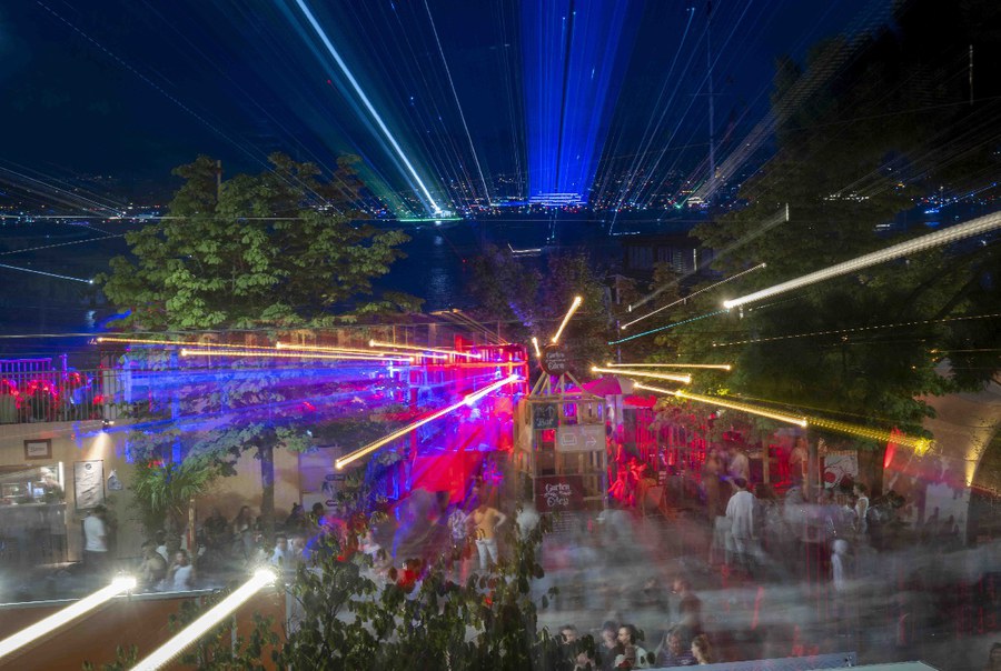 Bis in die Nacht hinein war der Garten Eden ein paradiesischer Ort zum Verweilen.