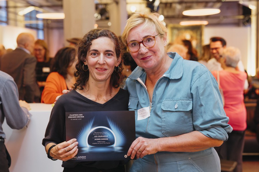 Die Preisträgerinnen: Regisseurin Jasmin Gordon (l.) und Produzentin Brigitte Hofer.