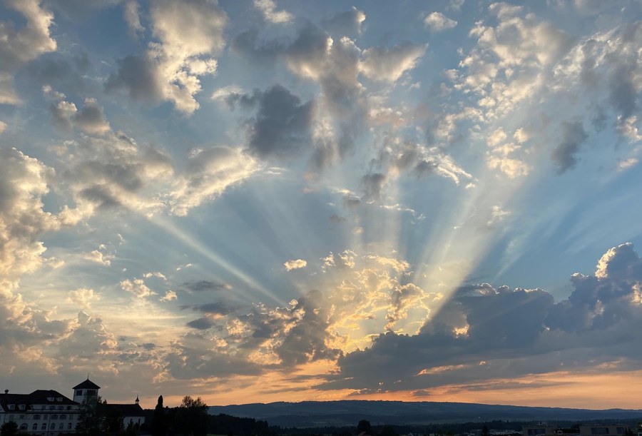 Gottes Lichtblicke in diesen schwierigen, traurigen Zeiten von Corona (Erja Wüthrich) Copyright: Fachstelle Religionspädagogik ZH