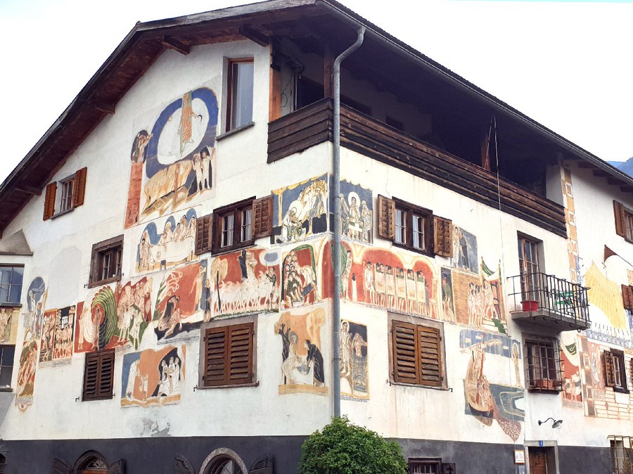 Die Casa Aperta in Fürstenau im Domleschg. Foto: Josef Kohler