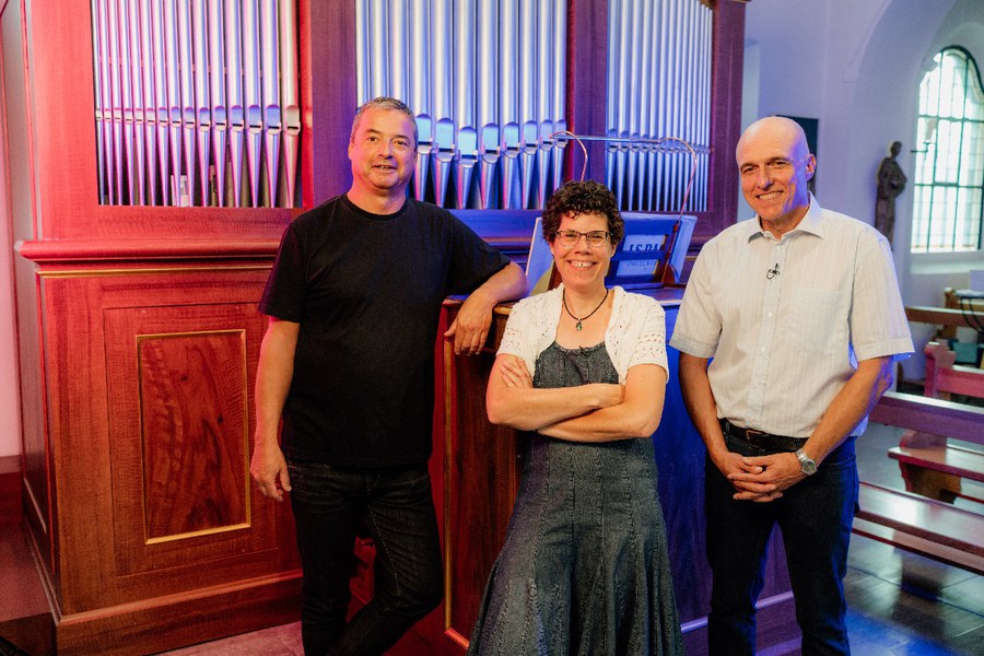 Pfarrer Mario Pinggera, Pfarreiassistentin Franziska Widmer und Kirchenpflegepräsident Markus Diethelm