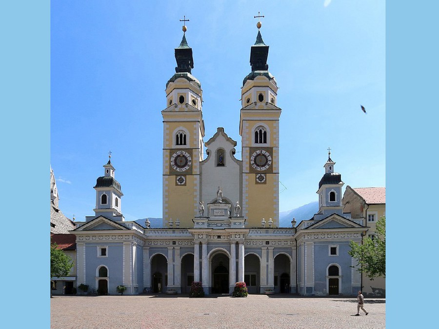 Brixen_Dom_Mariä_Himmelfahrt_Oliver Abels, CC BY-SA 4.0 via Wikimedia Commons.jpg