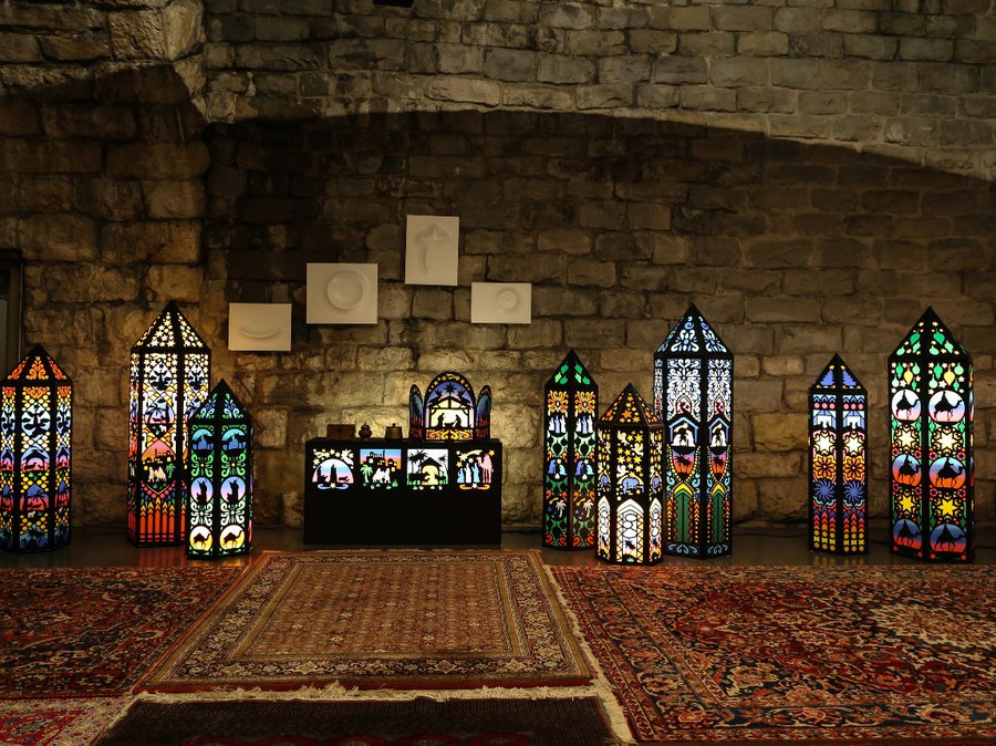 Laterneninstallation im jenseits IM VIADUKT. Bild: Fiona K.