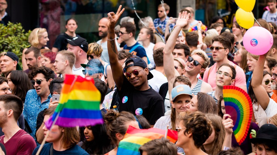 pride zürich.jpg
