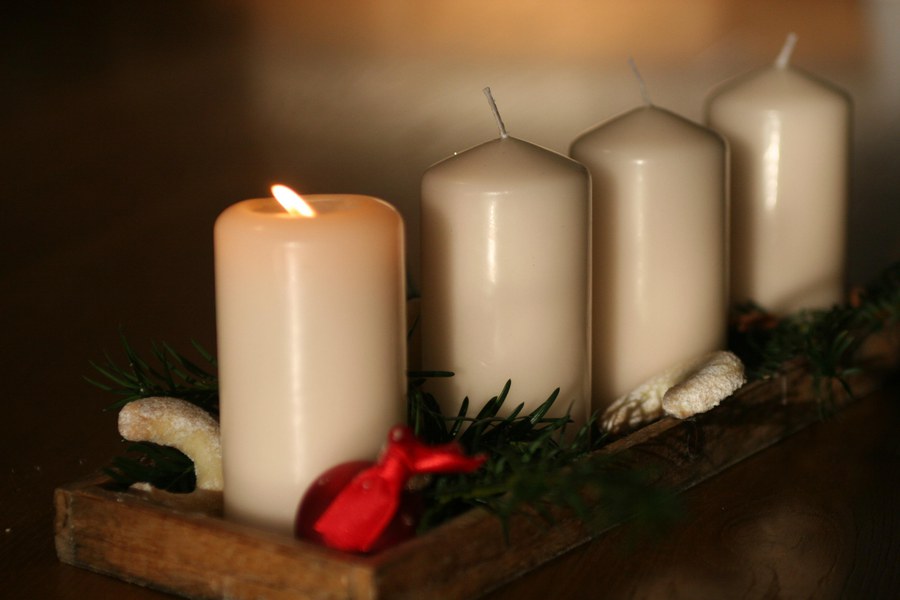 first-advent-5805744.jpg