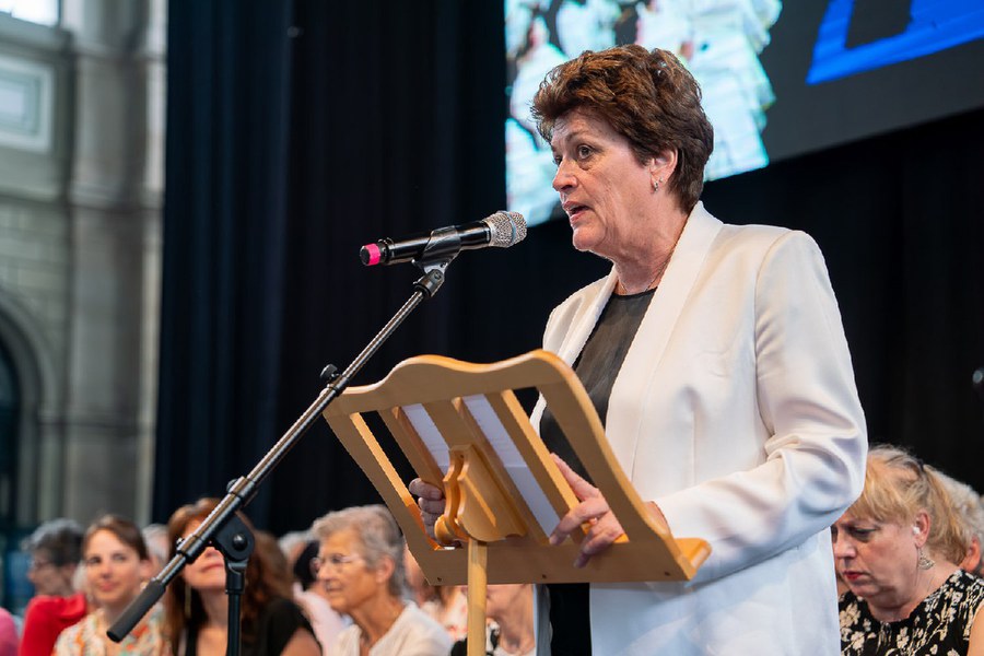 Regierungsrätin Silvia Steiner als Rednerin. Foto: Dennis Baumann